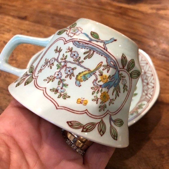 Adams China Flat Cup and Saucer Set Singapore Bird - Picture 3 of 10